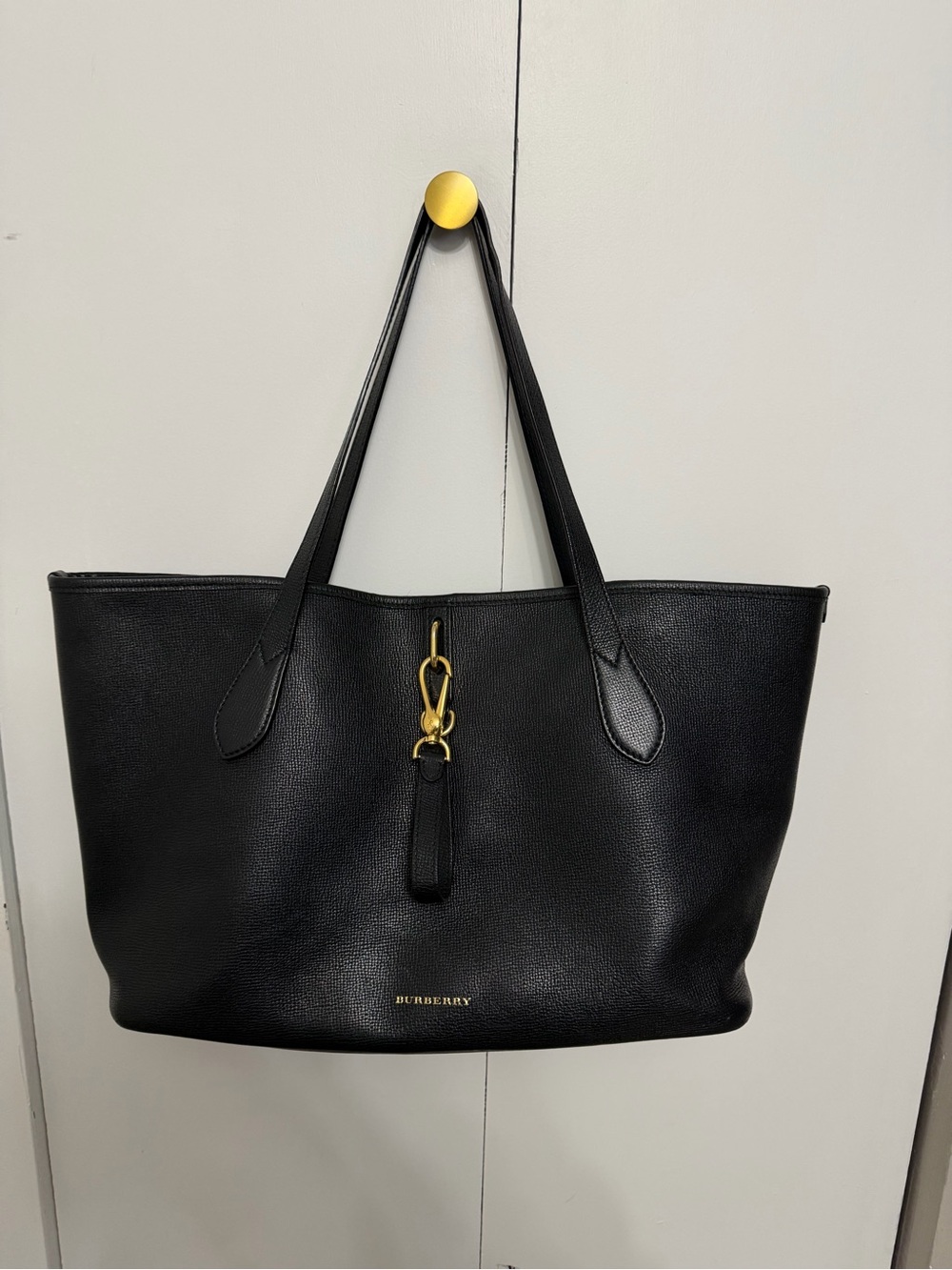 Burberry Medium Honeybrook Grainy Calfskin Leather Tote Black